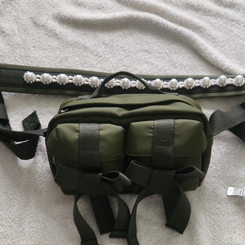 Green Utility Belt Bag with Pearl Accents